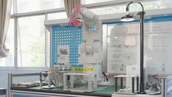 工业机器人技术专业|直通名企高薪，领航智能制造