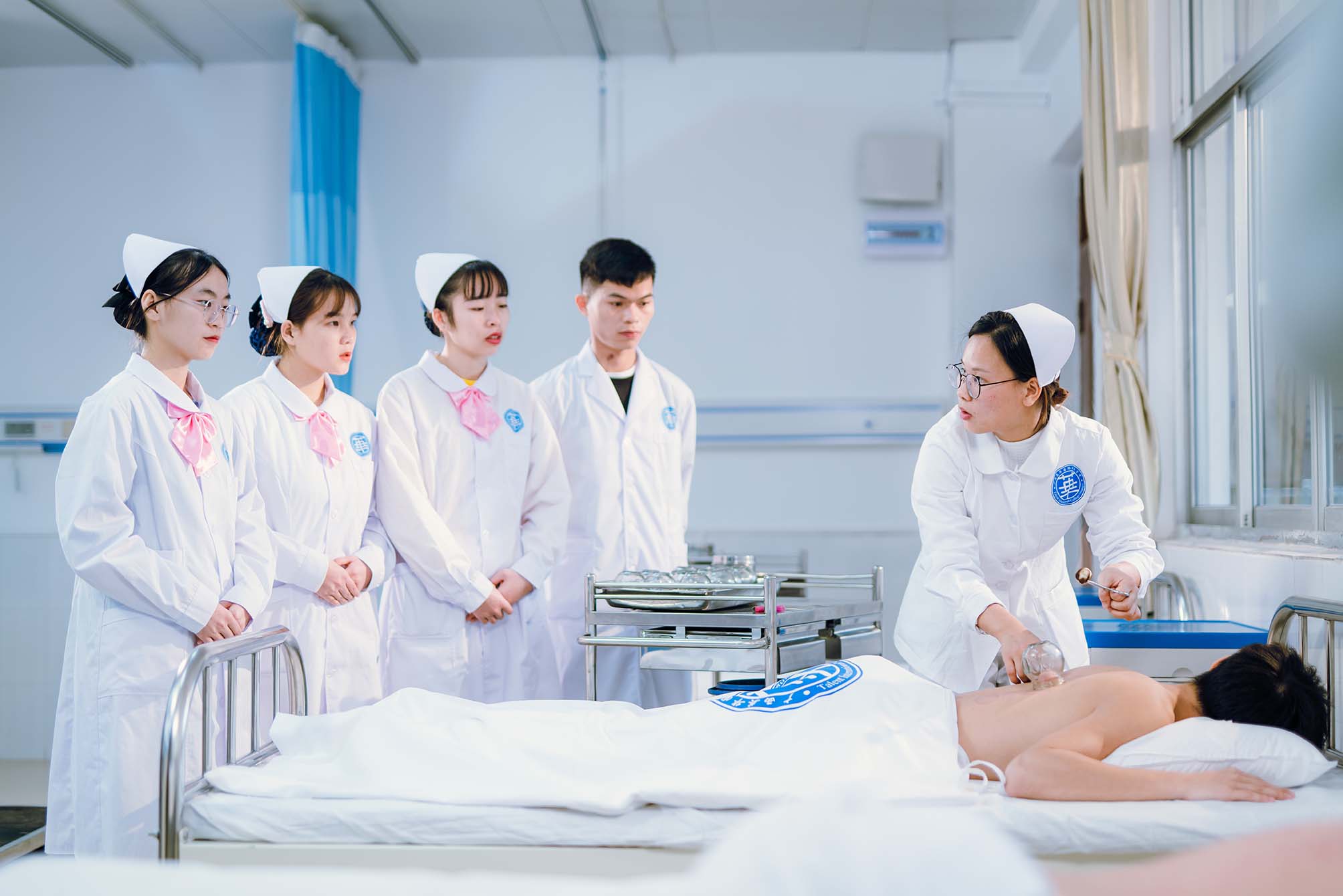 护理专业介绍-广西英华国际职业学院大健康学院