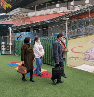 教育学院深入走访企业，促进校企共育
