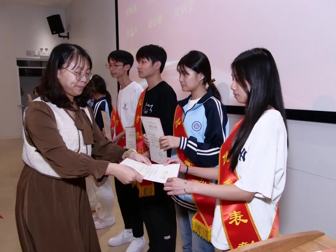 图片 图片