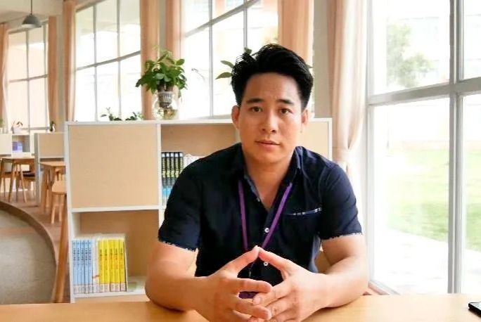 黄天景：敢闯会创，才能成为年薪超50w的“高薪”学长