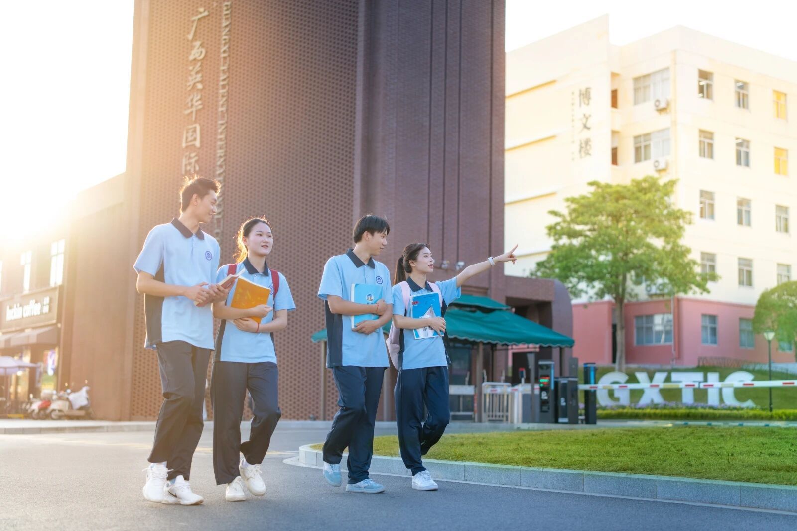 逛校园