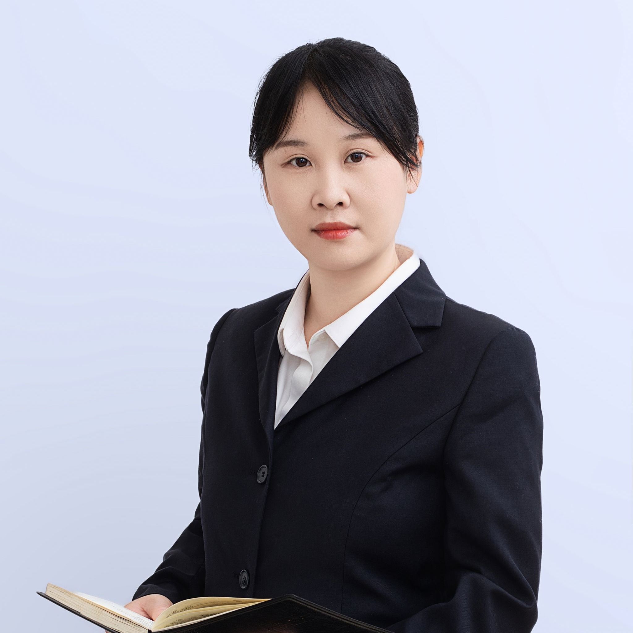 黄珊