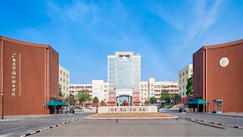 在英华，我实现了大学版“向往的生活”！